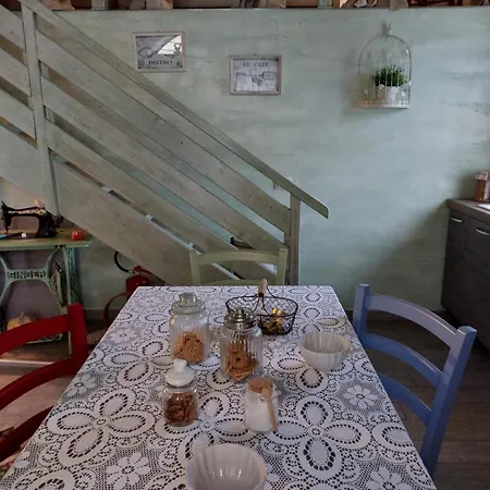 شقة Shabby بورتو إمبيدوكْلي